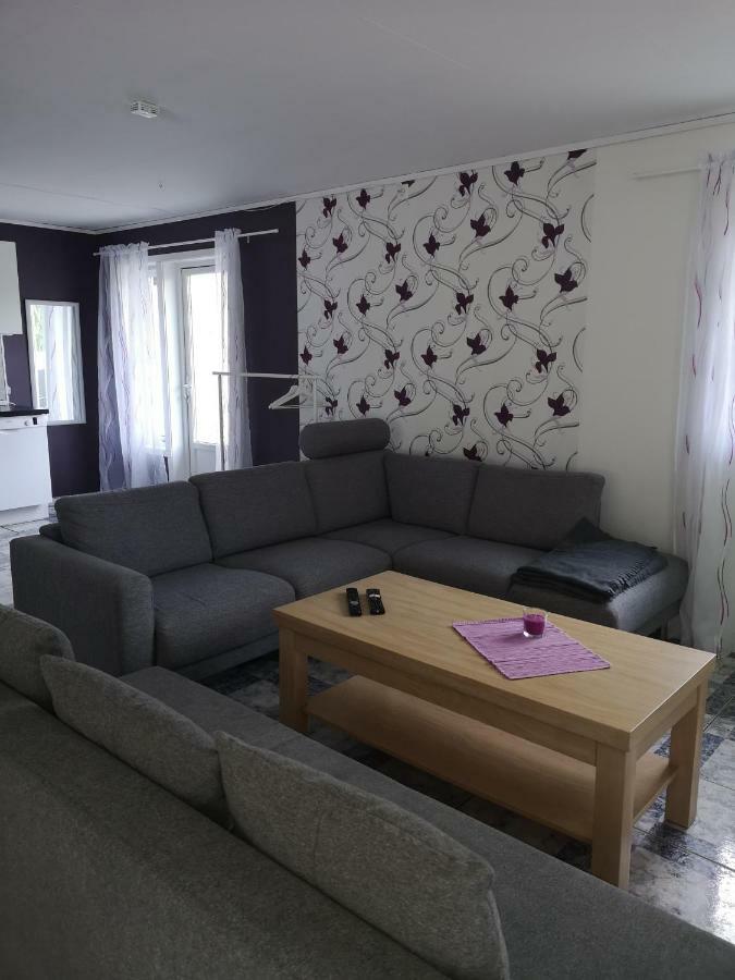 Dada Apartment Hjelmeland Экстерьер фото