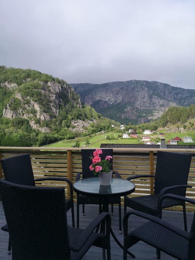 Dada Apartment Hjelmeland Экстерьер фото